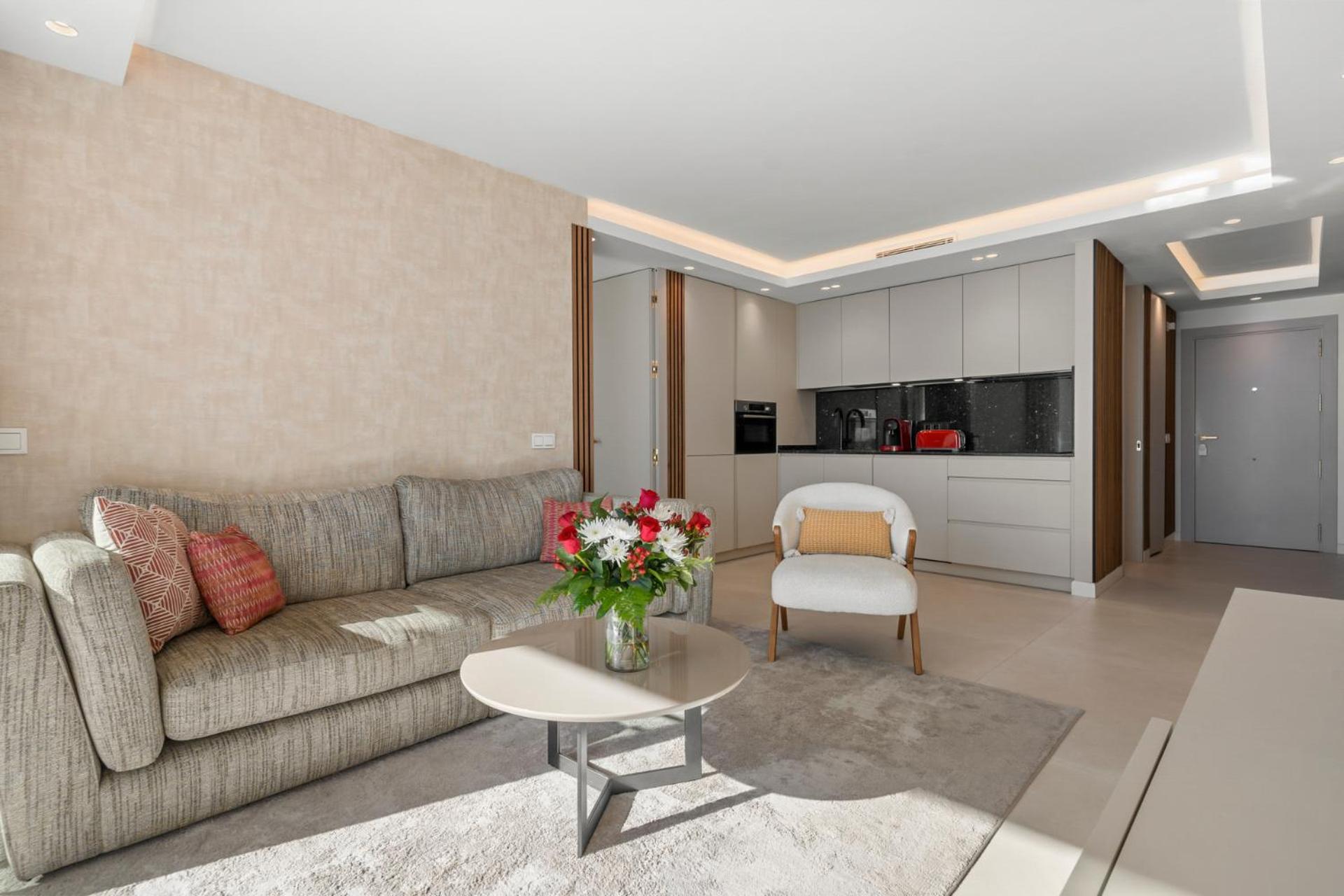 מארבלה Beach Front Apartment With Pool מראה חיצוני תמונה