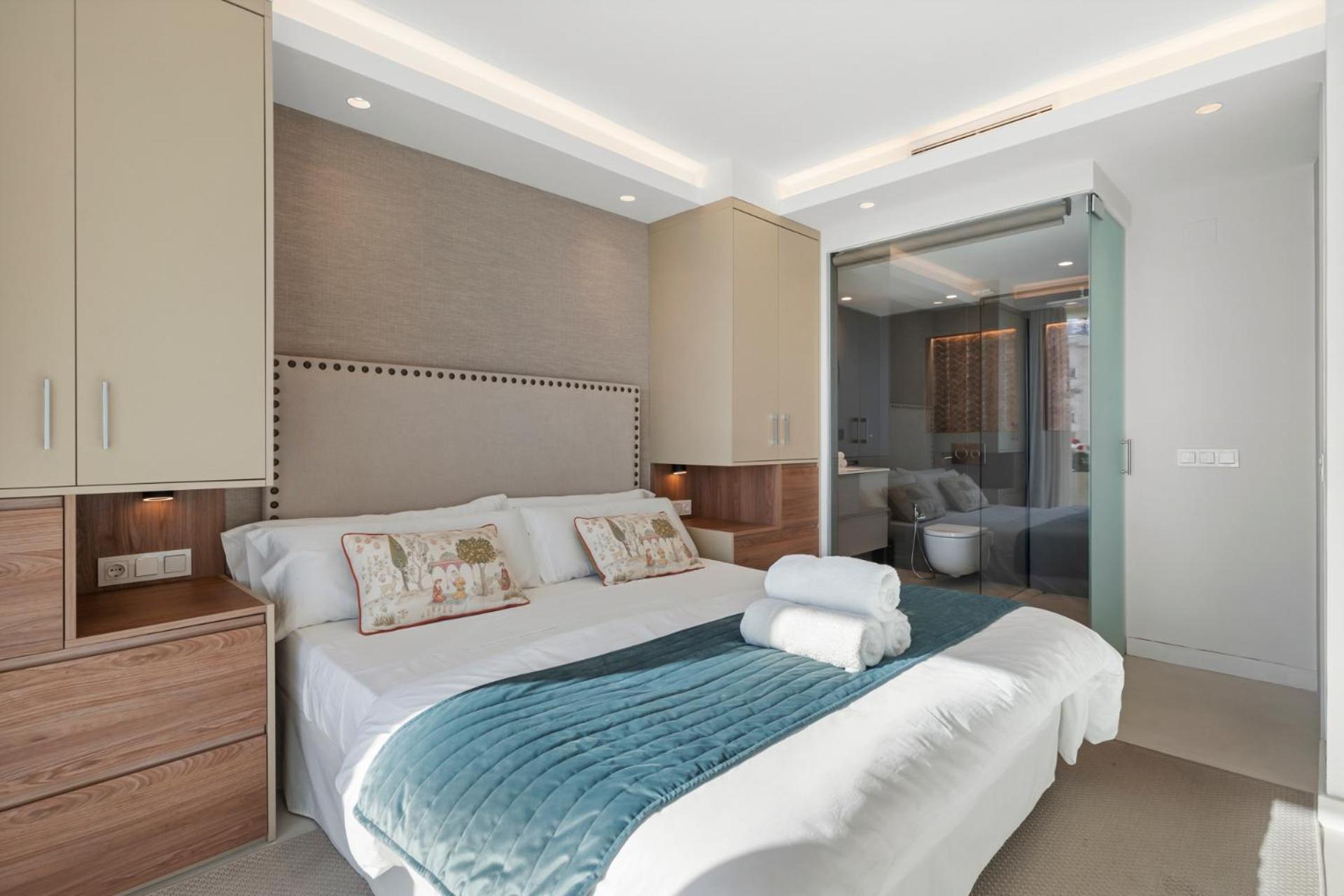 מארבלה Beach Front Apartment With Pool מראה חיצוני תמונה